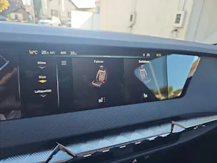 DS Automobiles No4 1.2 Hybrid Pallas