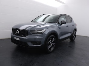 Vehicle image VOLVO XC40 2.0 B4 MH R-Design AWD