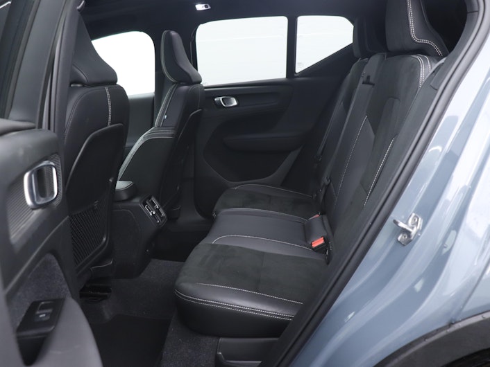 Vehicle image VOLVO XC40