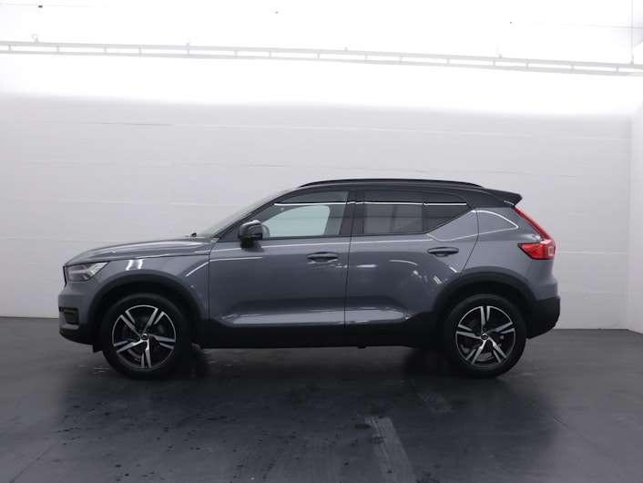 Vehicle image VOLVO XC40