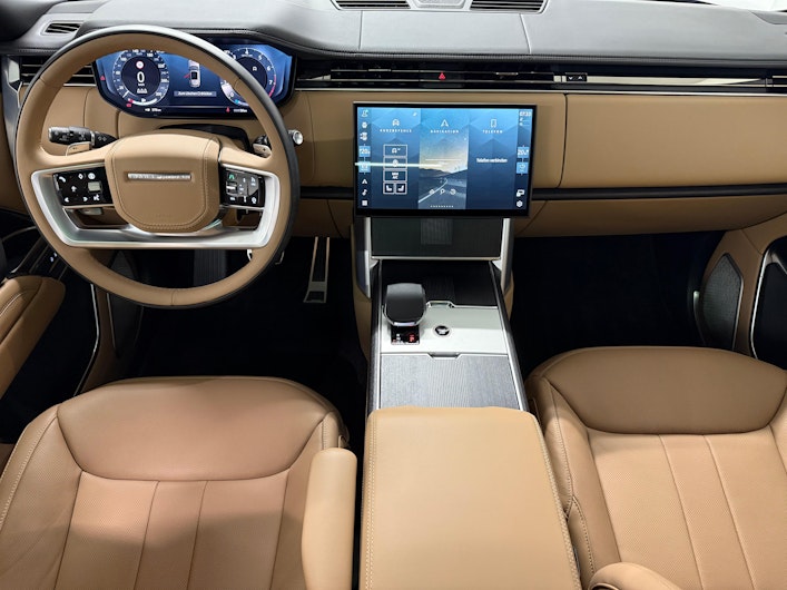 Vehicle image LAND ROVER RANGE ROVER