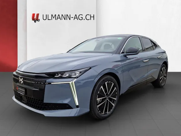 DS Automobiles No4 E-Tense Étoile Alcantara