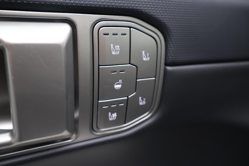 Vehicle image KIA EV4