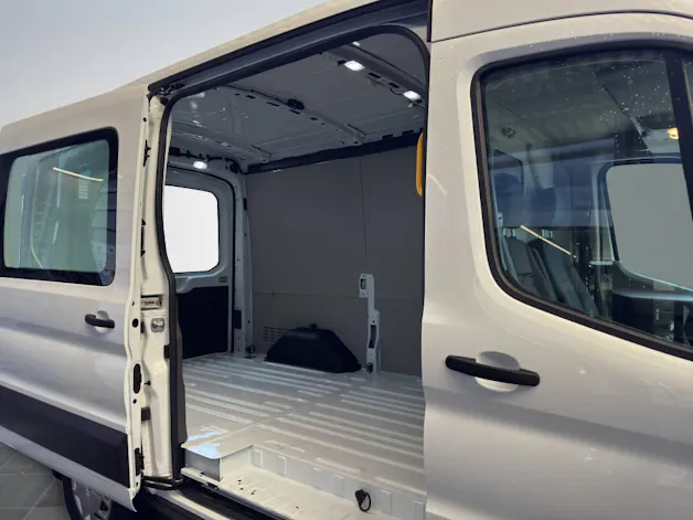 Ford E-Transit Van 350 L2H2 67kWh Trend