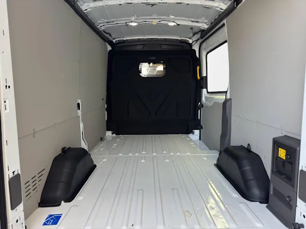 Ford E-Transit Van 350 L2H2 67kWh Trend