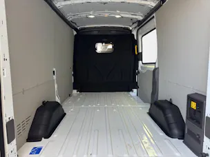 Ford E-Transit Van 350 L2H2 67kWh Trend