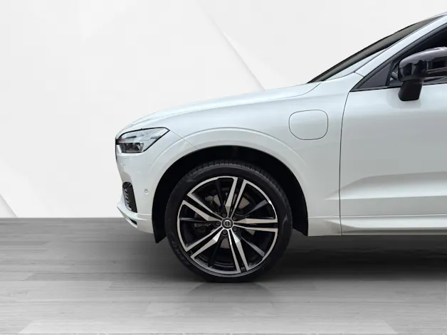 Volvo XC60 T8 eAWD R-Design Geartronic