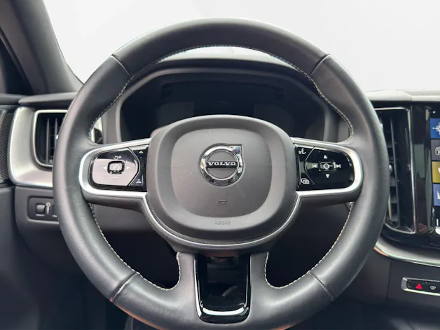 Volvo XC60 T8 eAWD R-Design Geartronic