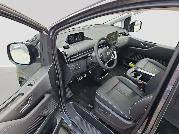 Hyundai Staria Premium 1.6 T-GDi HEV Vertex A