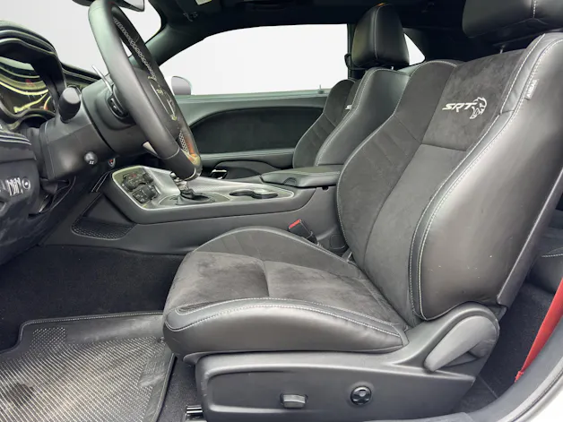 Dodge Challenger 6.2 V8 Redeye (SuperStock)