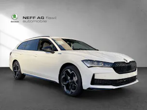 Škoda Superb Combi 2.0 TSI Sportline 4x4 DSG