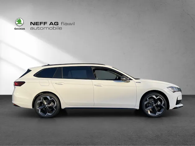Škoda Superb Combi 2.0 TSI Sportline 4x4 DSG