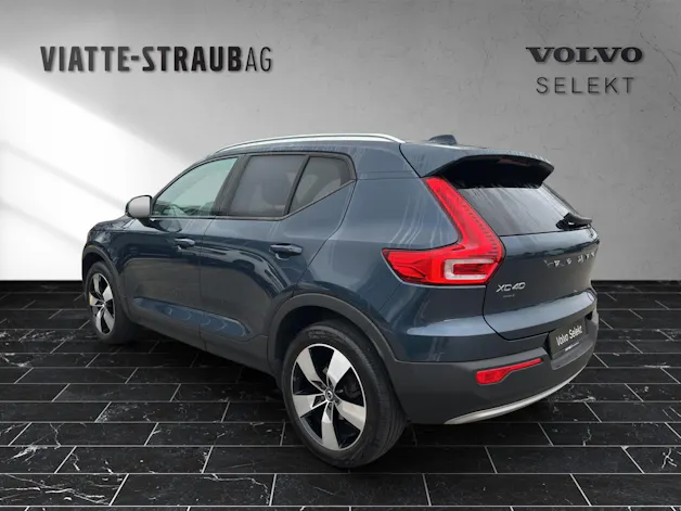 Volvo XC40 1.5 T2 Momentum