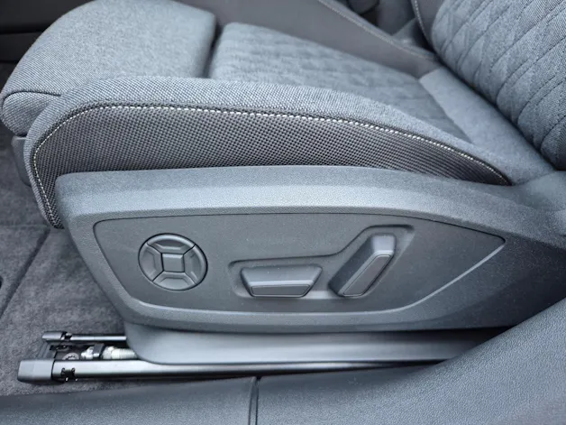 Audi A5 Avant TDI quattro 150 kW Attraction S tronic