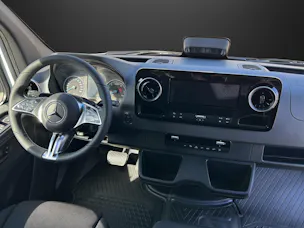 Mercedes-Benz eSprinter 320 PRO KA 3665mm S Worker