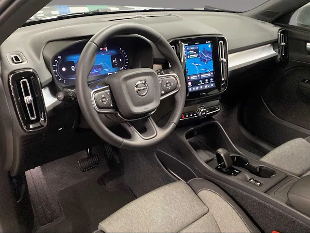 Volvo XC40 B3 Benzin Mild Hybrid Xcite DCT