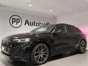 Audi Q8 SUV TFSI e quattro 290 kW Attraction tiptronic
