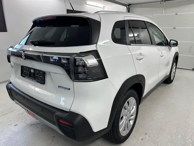 Suzuki S-Cross 1.4 T Compact+ Hybrid 4x4
