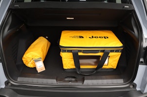 Vehicle image JEEP Avenger 1.2 MHEV The North Face 4xe