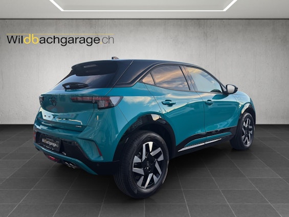 Vehicle image 4 Vehicle image 4