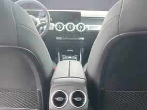 Mercedes-Benz GLB 250 Progressive 4matic