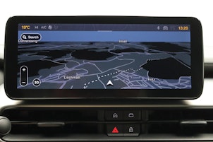 Vehicle image JEEP Avenger 1.2 MHEV Overland 4xe