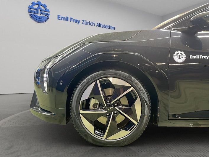 Vehicle image KIA EV4