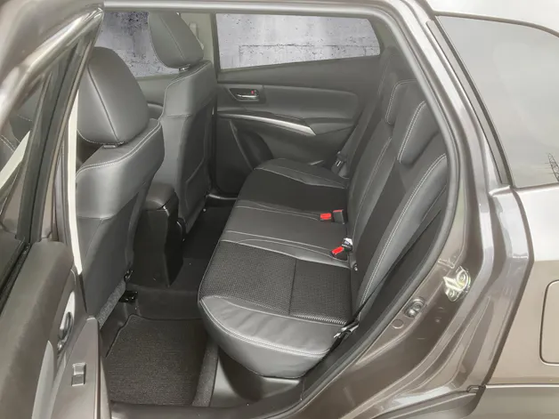 Suzuki S-Cross 1.4 T Compact Top Hybrid 4x4