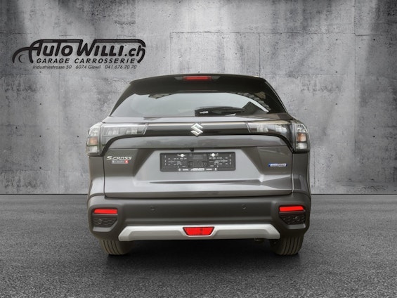 Vehicle image 4 Vehicle image 4