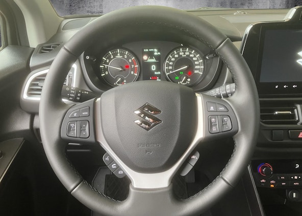 Vehicle image 6 Vehicle image 6