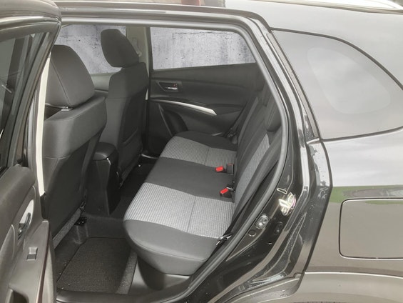 Vehicle image 12 Vehicle image 12