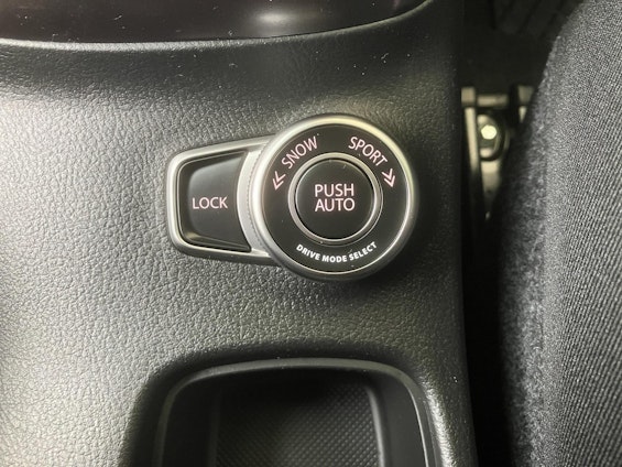 Vehicle image 10 Vehicle image 10