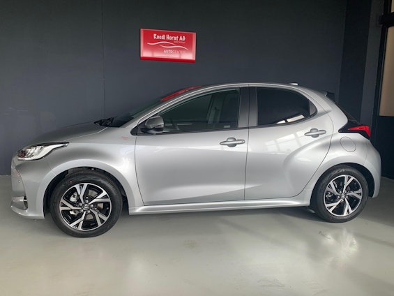 Vehicle image 6 Vehicle image 6