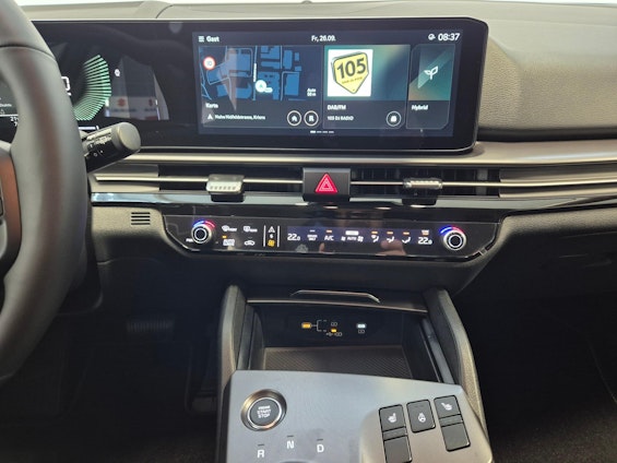 Vehicle image 9 Vehicle image 9