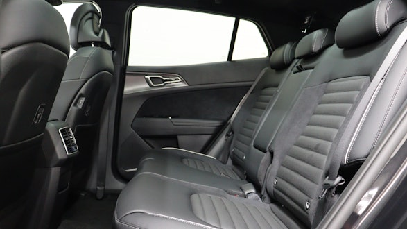 KIA Sportage 1.6 T-GDi PHEV GT-Line 3