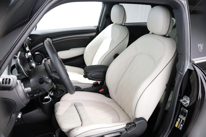 Vehicle image MINI MINI