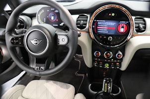 Vehicle image MINI F56 Cooper SE