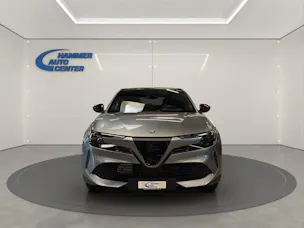 Alfa Romeo Junior 1.2 Ibrida Speciale