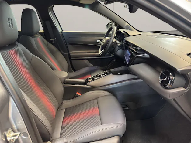Alfa Romeo Junior 1.2 Ibrida Speciale