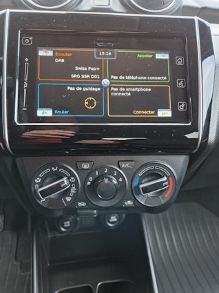 Vehicle image 18 Vehicle image 18