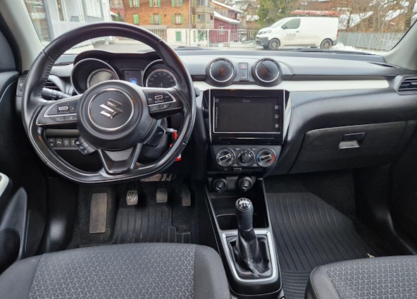 Vehicle image 11 Vehicle image 11