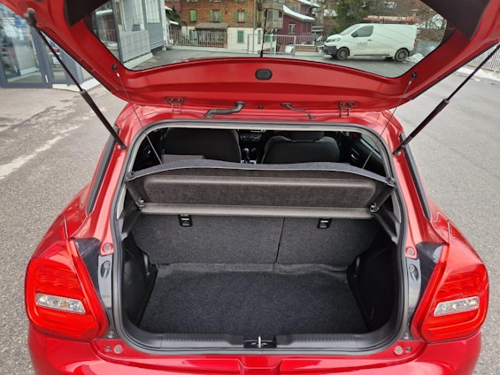 Vehicle image 10 Vehicle image 10