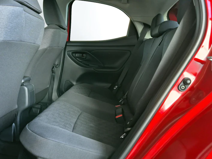 Fahrzeugbild TOYOTA YARIS