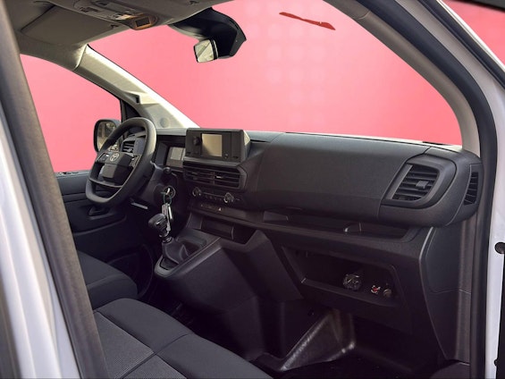 Vehicle image 12 Vehicle image 12