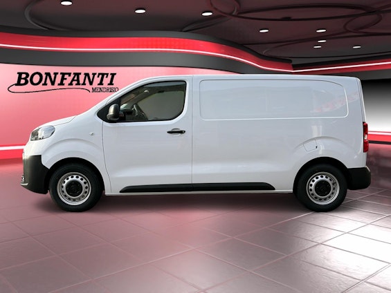 Vehicle image 3 Vehicle image 3