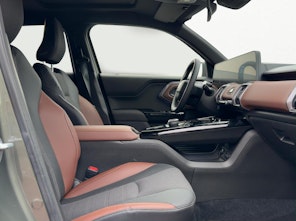 Vehicle image SUZUKI e Vitara Compact Top 4x4