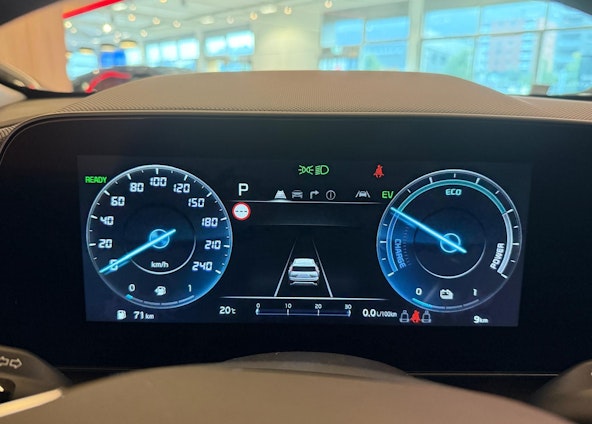 Vehicle image 6 Vehicle image 6