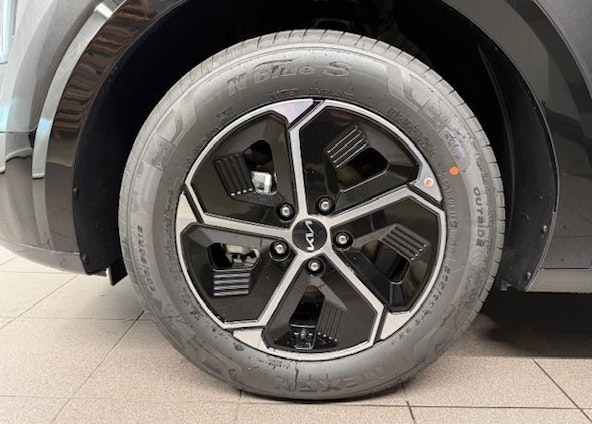 Vehicle image 11 Vehicle image 11