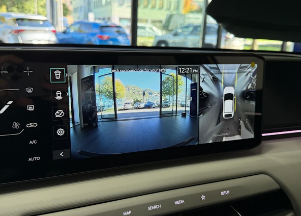 Vehicle image 14 Vehicle image 14