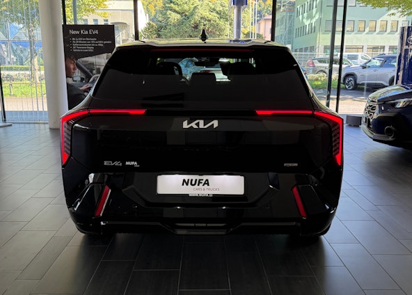 Vehicle image 5 Vehicle image 5